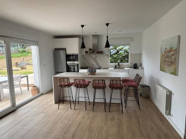Casa de vacaciones para 5 personas, con vistas y terraza en Pontevedra