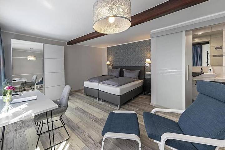 Ferienwohnung für 2 Personen, mit Balkon, mit Haustier in Rhens - 4