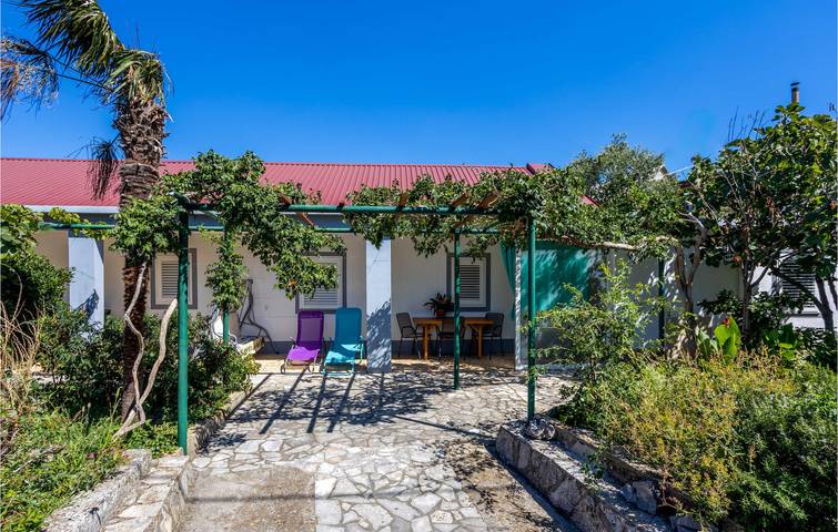 Ferienhaus für 3 Personen, mit Terrasse in Novi Vinodolski - 2