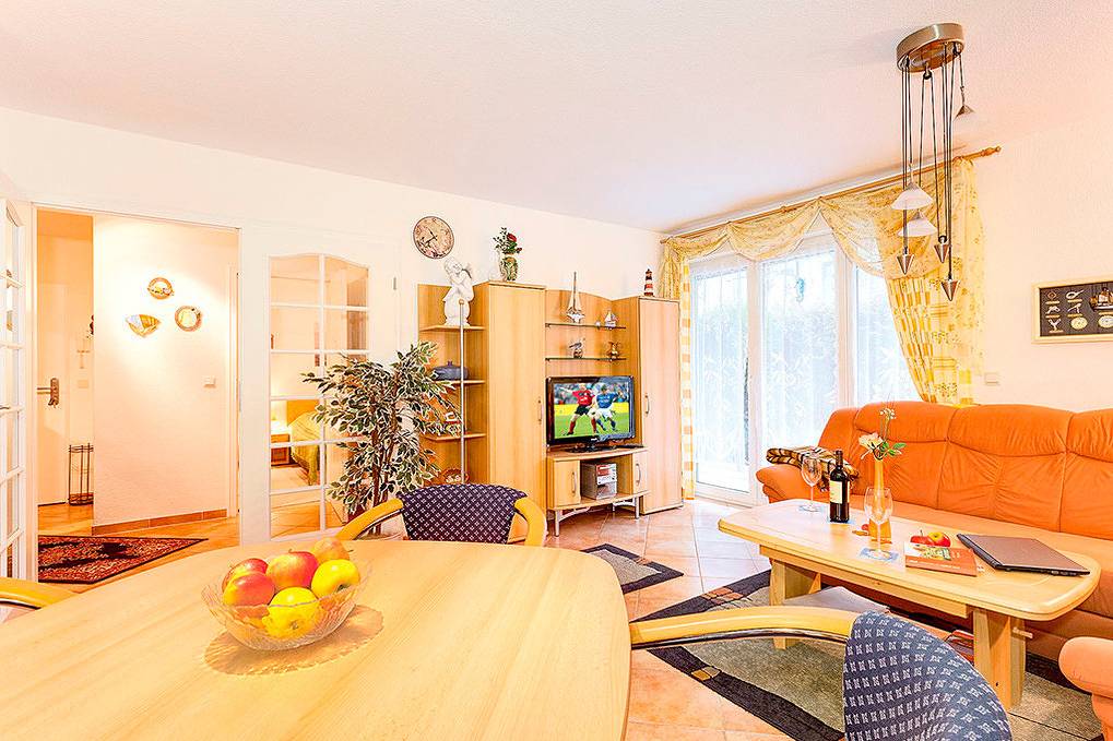 Hel semesterlägenhet, D 092.037A - Waldstraße 21, Fewo 1 in Baabe, Rügen