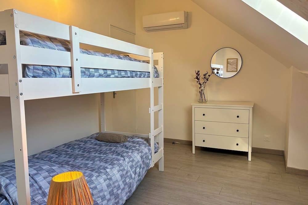 Entire apartment, Le cocon des Quais, Le cocon des Quais - downtown Auxerre in Auxerre, Auxerre region