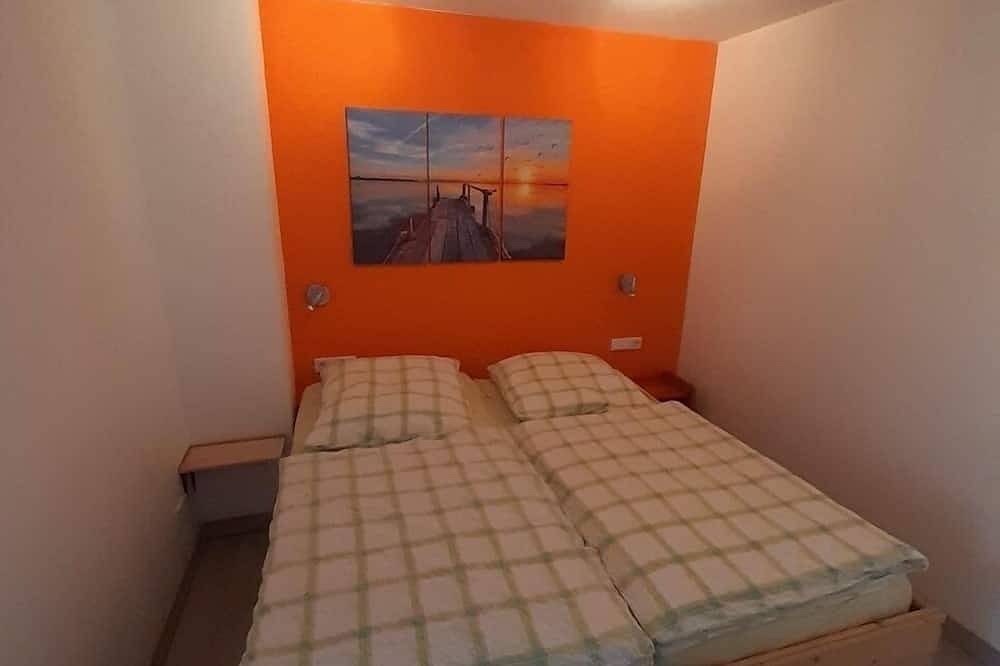 Ganze Wohnung, Ferienwohnung 36qm mit Terrasse in Thüngersheim, Fränkisches Weinland