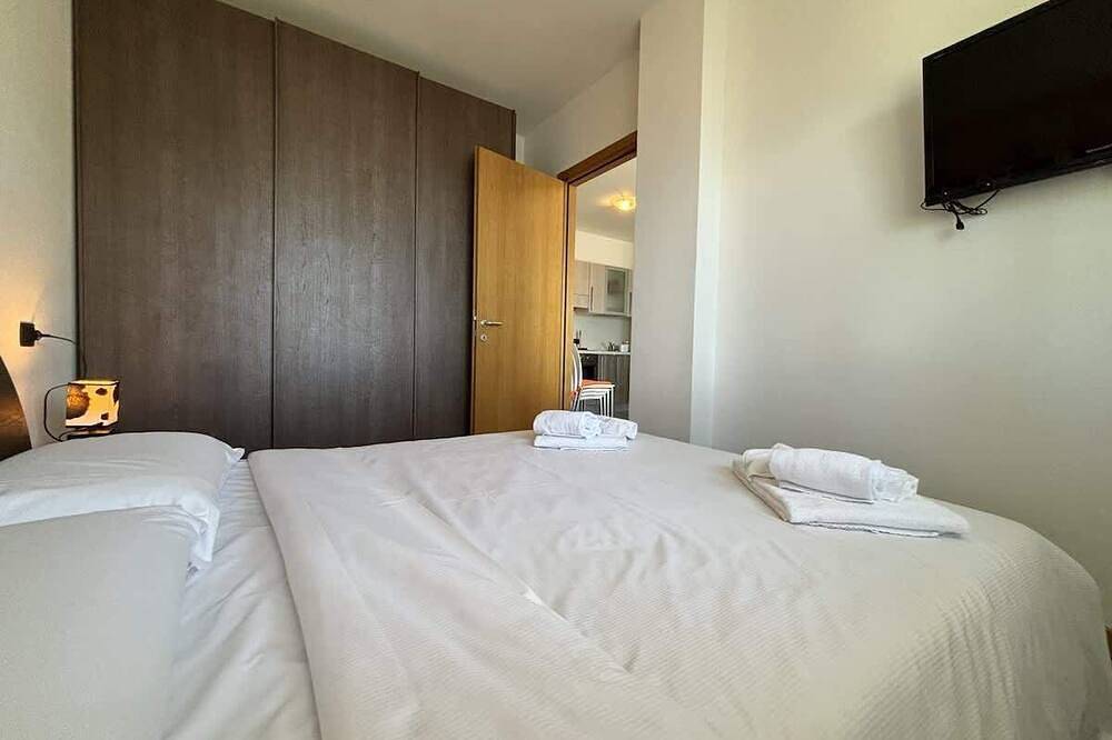 Ganze Wohnung, Stella House Swimming pool - Larihome in Trezzone, Veltlin