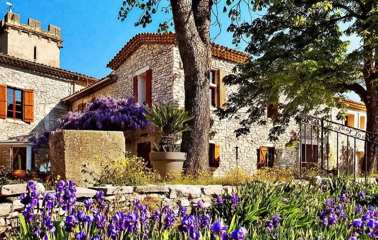 Location de vacances pour 2 personnes, avec Terrasse et Jacuzzi à Carnas - 4