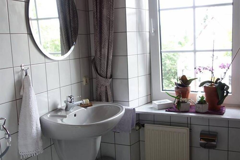 Appartement Koster - 4-bed appartement douche / Wc, 2 slaapkamers, foto 6