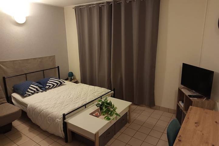 Ganze Wohnung, Separate entrance. Enjoy a pleasant and functional studio apartment in Niort, in Niort, Niort und Umgebung