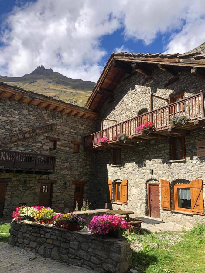 Chalet pour 6 personnes, avec vue et jardin, adapté aux familles à Bonneval-sur-Arc - 2