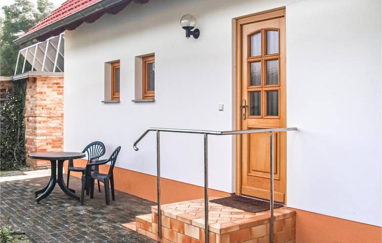 Ferienwohnung für 4 Personen, mit Terrasse und Garten sowie Sauna