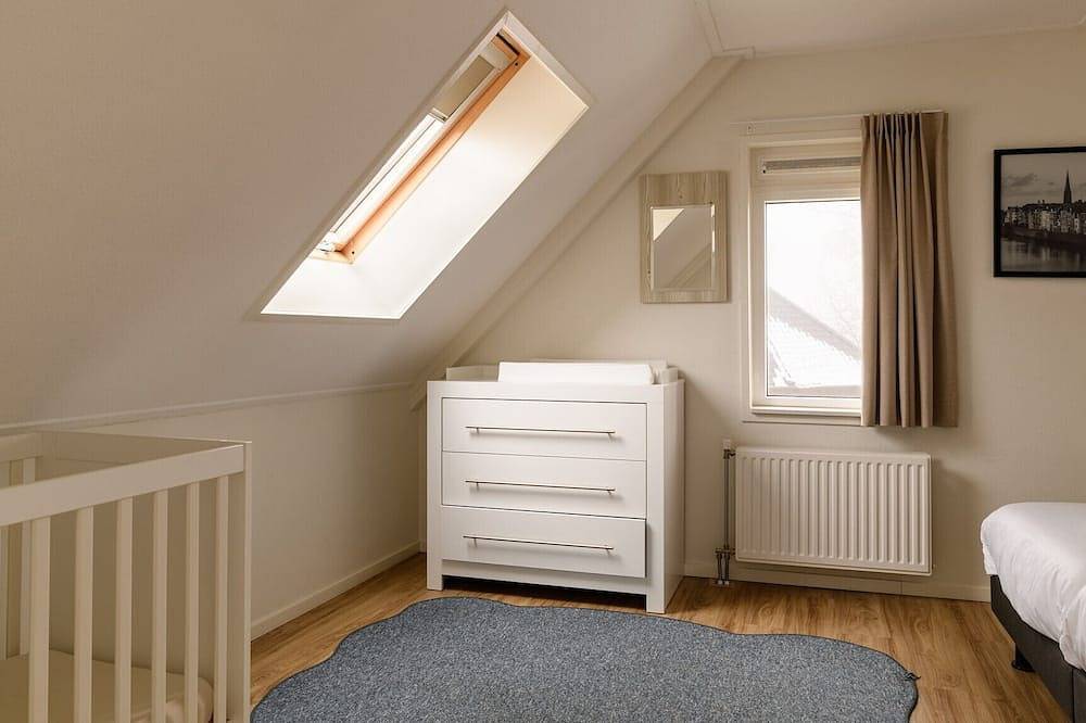 Detached house with kids facilities - 3 bedrooms / 2 bathrooms in Maastricht, Hoge Kempen