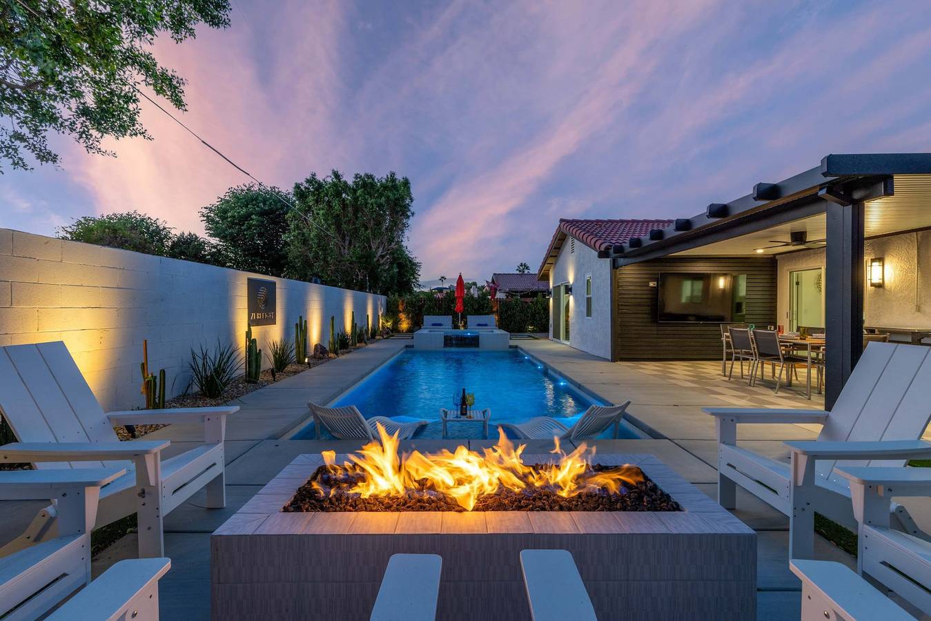 3-Bedroom Fireplace Stunning Spanish Home in Bermuda Dunes, Palm Desert