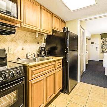 Vacation Home for 6 Guests in Springmaid Beach, Myrtle Beach, Picture 3