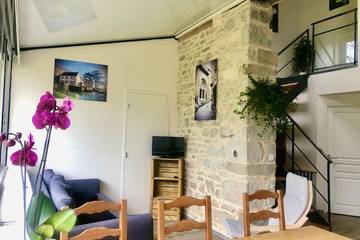 Gîte pour 6 personnes, avec terrasse à Bétaille