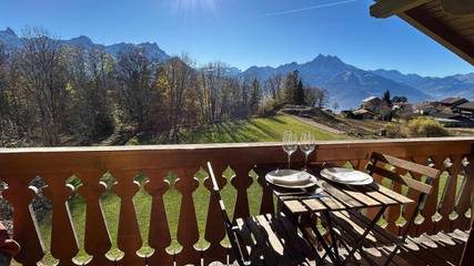 Gîte pour 6 personnes, avec vue ainsi que jardin et balcon dans Chesières