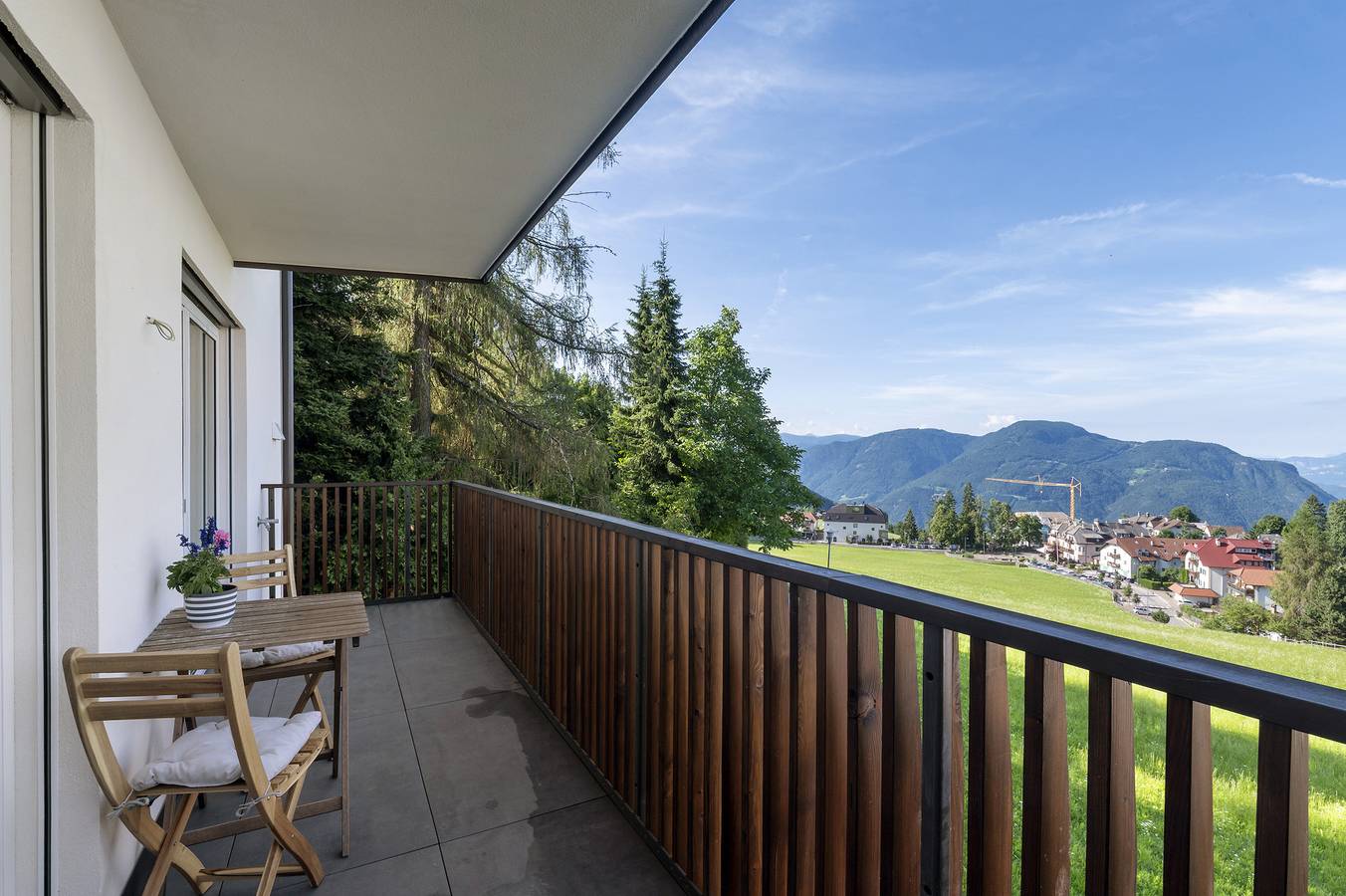 Ganze Wohnung, Ferienwohnung 'Anna' mit Bergblick, Balkon und Wlan in Oberbozen, Ritten
