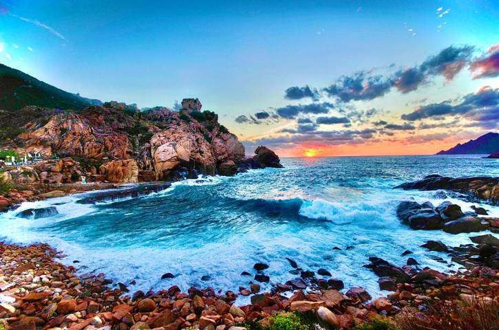 Hôtel pour 3 personnes, avec piscine ainsi que jardin et vue, animaux acceptés dans Port De Porto Ota - 2