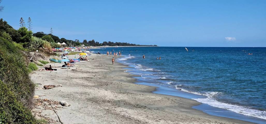 Camping pour 4 personnes, avec vue et terrasse dans Haute-Corse - 2
