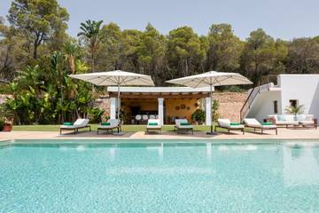 Villa in Santa Eulària des Riu, East Ibiza für 10 
