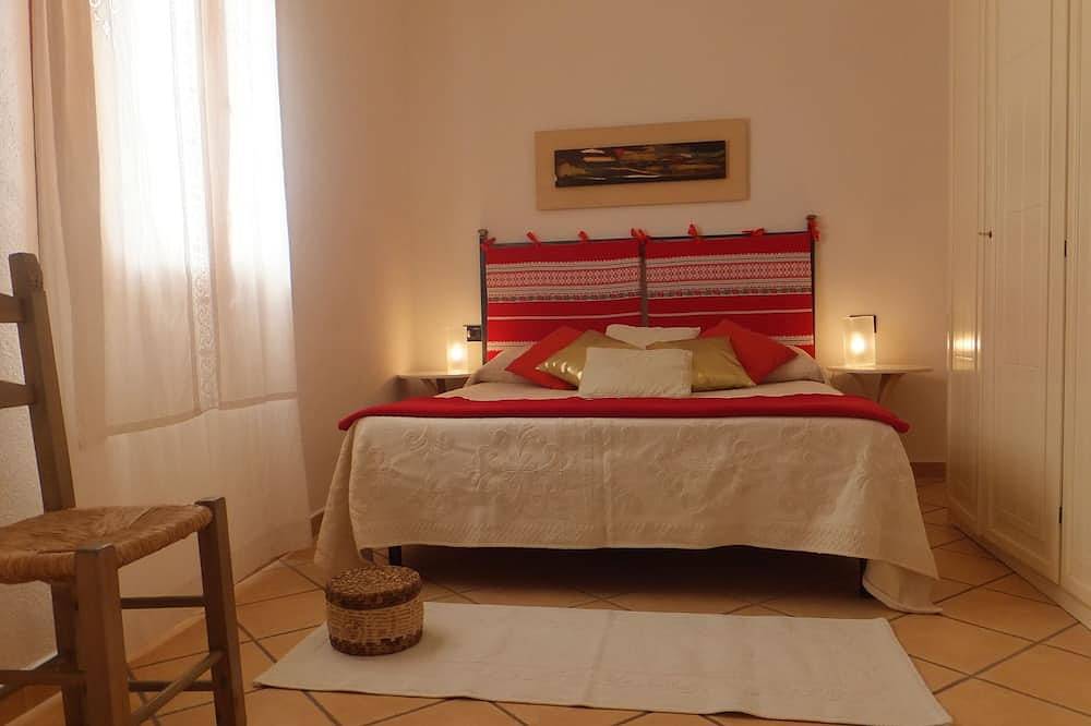 Ganze Wohnung, Residenz Rocca Rosa mit Pool und Blick auf das Meer, Spa, Wi-Fi, Klimaanlage, Grill in Lu Fraili di Sopra, San Teodoro