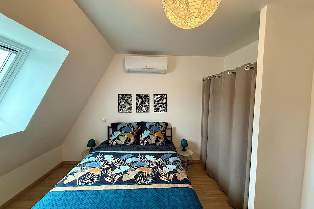 Charming gîte with swimming pool in Rouffignac-Saint-Cernin-de-Reilhac, Périgord