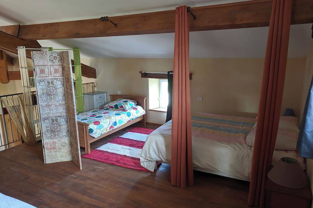 Peaceful house in the heart of the Pays de Serre in Blaymont, Agen und Umgebung