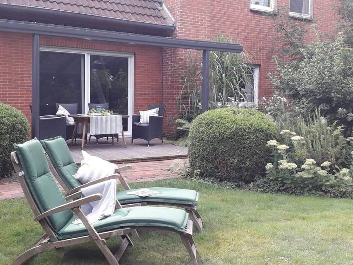 Ferienwohnung für 4 Personen, mit Balkon und Terrasse sowie Garten in Apen