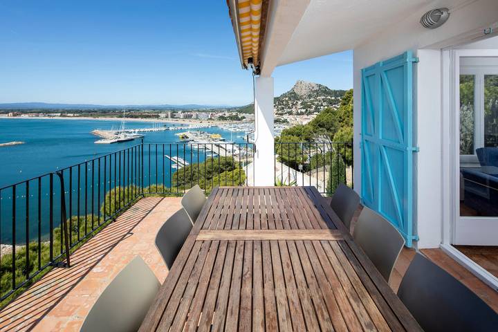 Casa rural para 12 personas, con Vistas al mar además de Terraza y Jardín en la Costa Brava - 3