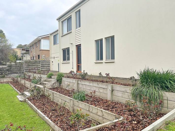 Holiday home for 10 people, with garden in Robe