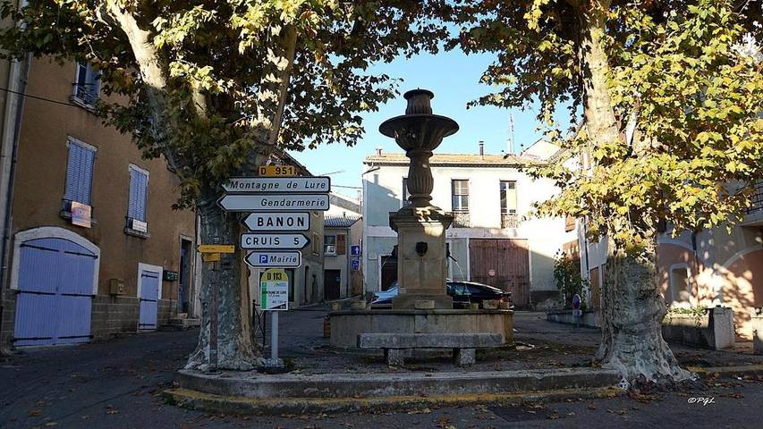 Gîte pour 5 personnes, avec Terrasse et Vue à Saint-Étienne-les-Orgues