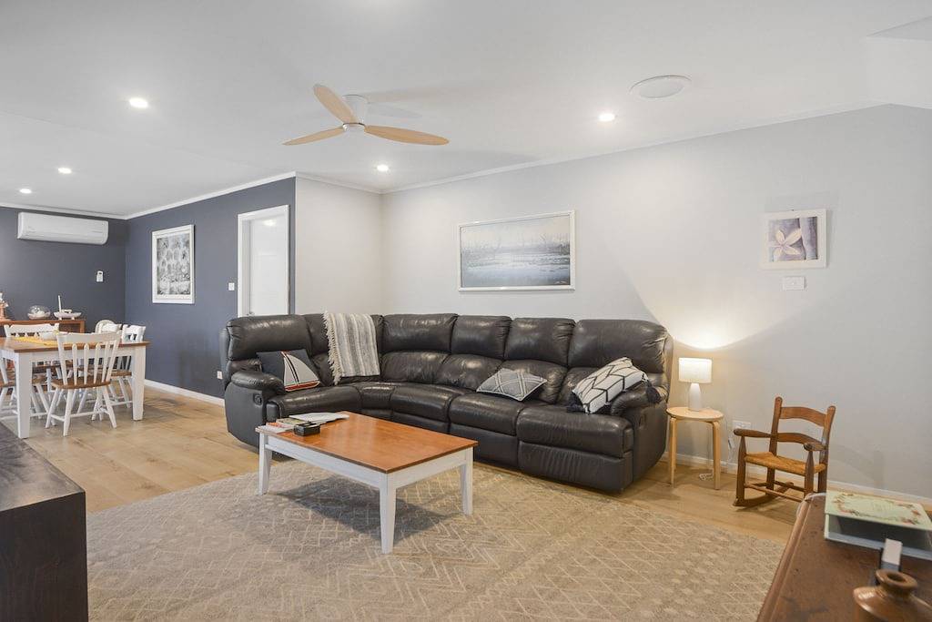 Ganze Wohnung, Great rates for a Currarong luxury ground floor apartment. in Currarong, Jervis Bay