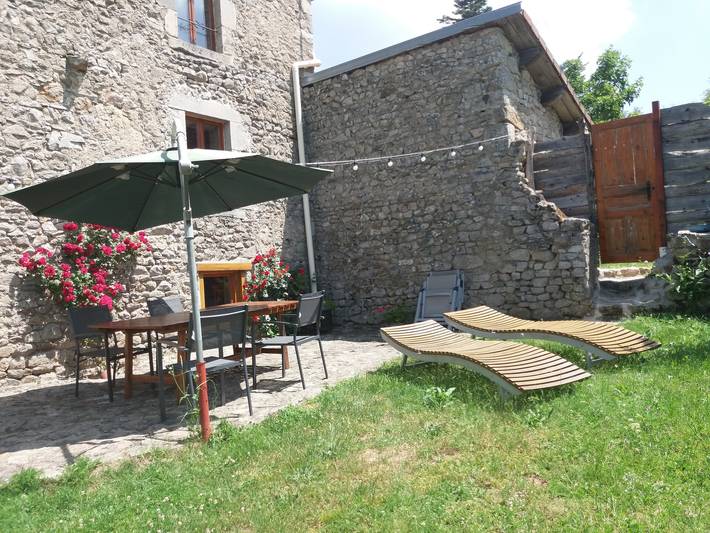 Gîte pour 5 personnes, avec piscine à Saint-Germain-l'Herm