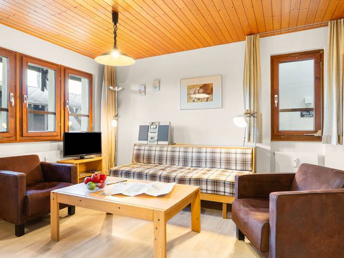 Ferienwohnung für 2 Personen, mit Terrasse und Ausblick sowie Garten, mit Haustier in Ernen - 2