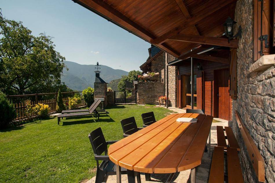 Casa Duc in Sort , Pirineo Catalan