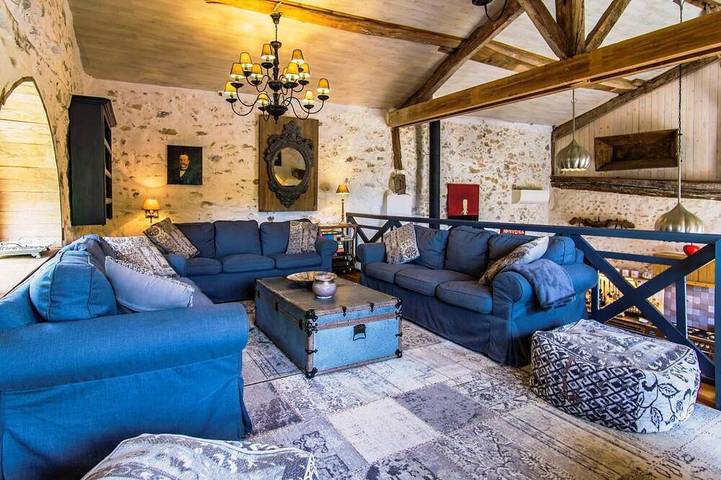 Old farmhouse renovated in a 3 hectares estate in Dordogne in Sourzac, Périgord Blanc