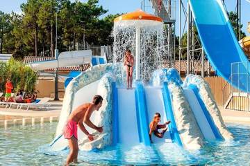 Camping pour 6 Personnes dans Vendays-Montalivet, Côte d’Argent, Photo 2