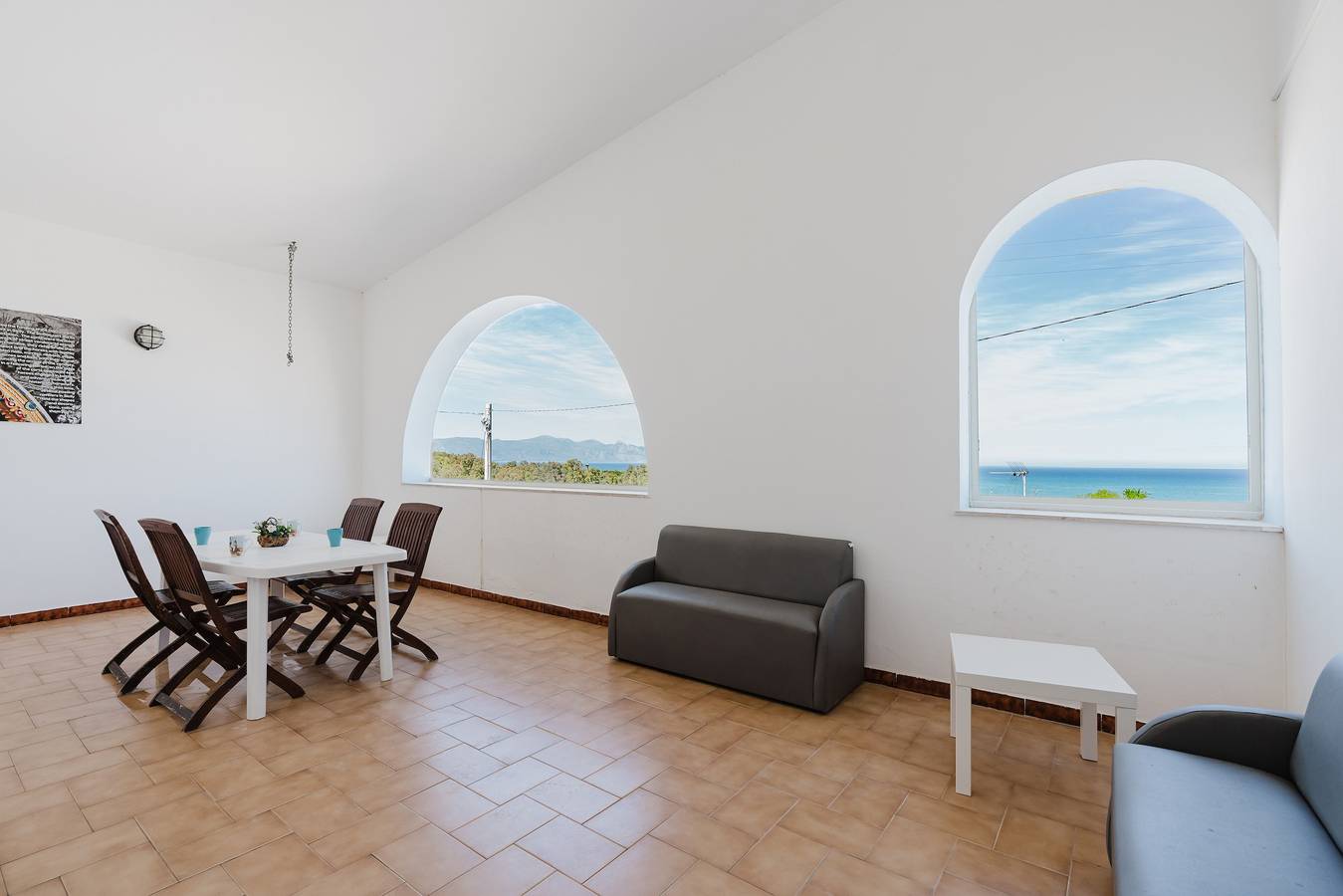 Entire apartment, Apartment 'Terrazza Sul Mare' with Sea View, Private Terrace and Wi-Fi in Balestrate, Palermo Province