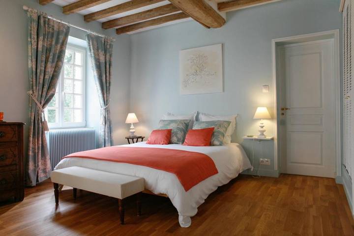 Chambre d’hôte pour 5 personnes, avec Terrasse et Jardin