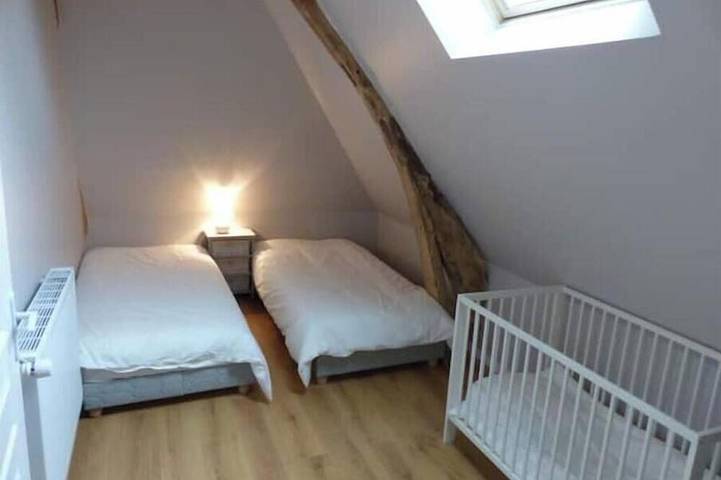 Location de vacances pour 6 personnes, avec jardin et terrasse, animaux acceptés à Cottévrard - 3