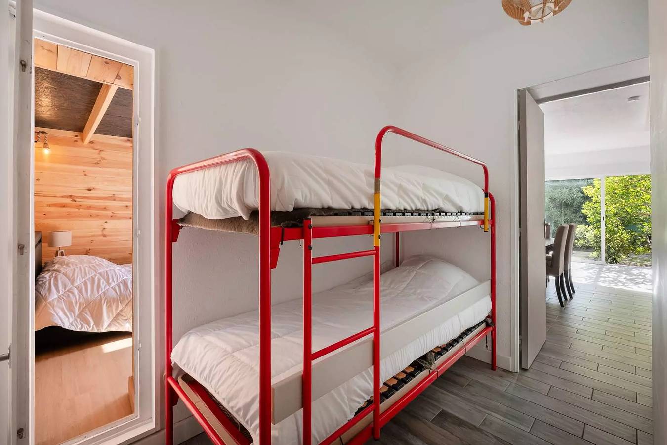 Ganze Wohnung, As24411-Studio-Kabine+chalet mit Garten und Parkplatz in Le Grau-du-Roi, Côte d'Améthyste