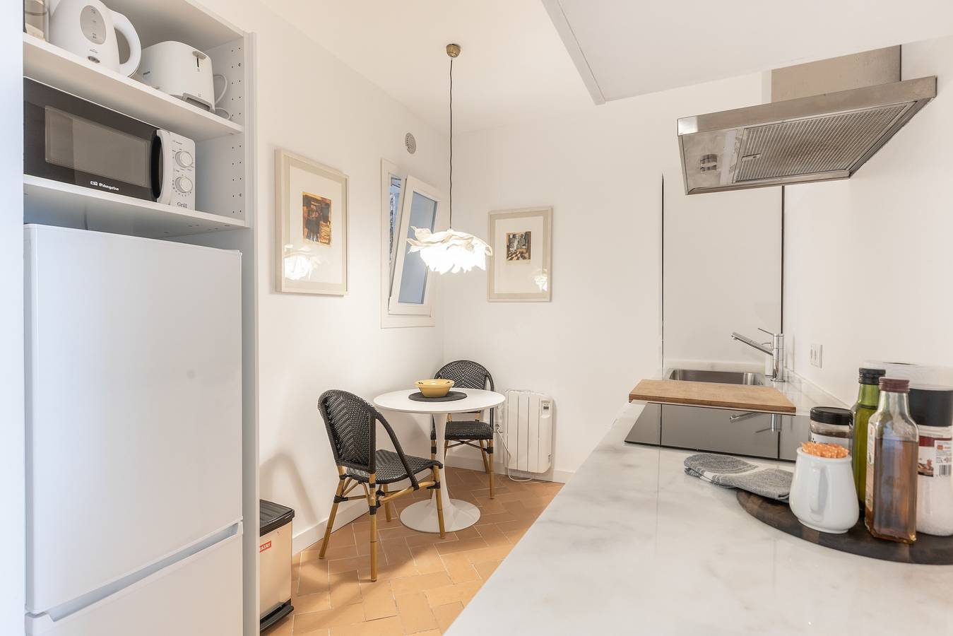 Entire apartment, Apartment 'Suite 1' with Wi-Fi and Air Conditioning in Maó, Coast of Menorca