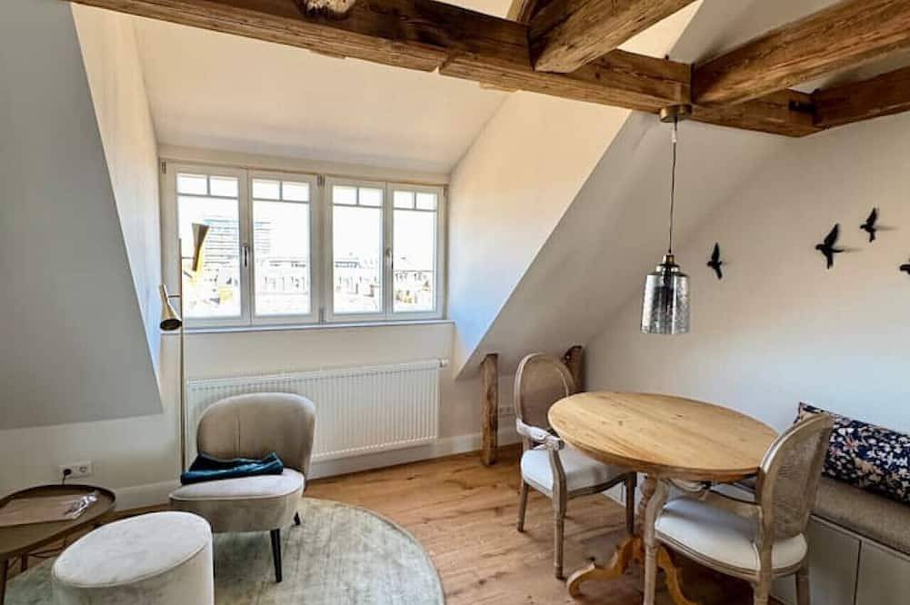 Entire apartment, Studio apartment Dg - 1-2 persons in Fürth, Franconia