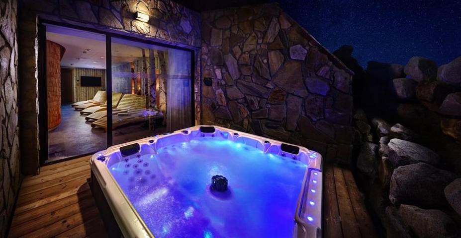 Apartament wakacyjny dla 6 osób, z Jacuzzi i Taras oraz Ogród i Widok w Demianowska Dolina