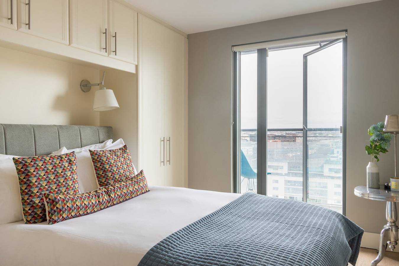 Ganze Wohnung, Ferienwohnung für 6 Personen mit Terrasse in Dublin, County Dublin