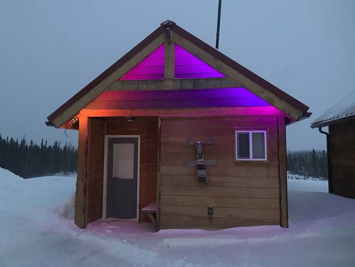 Cabane en bois pour 2 personnes, avec jardin, animaux acceptés dans Alaska - 3