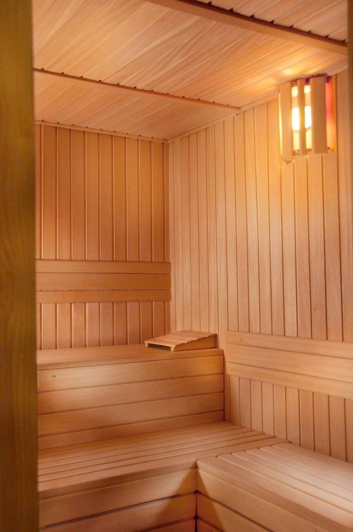 Hotel para 2 personas, con jardín y sauna además de piscina y jacuzzi en Comarca de Vigo - 4