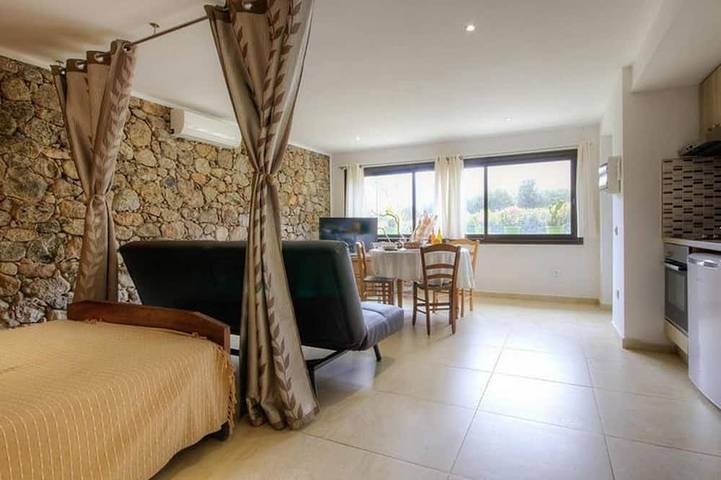 Gîte pour 2 personnes, avec jardin à Moltifao - 4