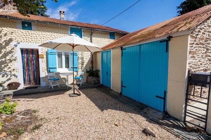Gîte pour 2 personnes, avec Jacuzzi et Jardin
