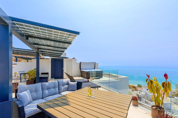Villa voor 10 personen, with sauna and whirlpool as well as balkon in Torrox Costa