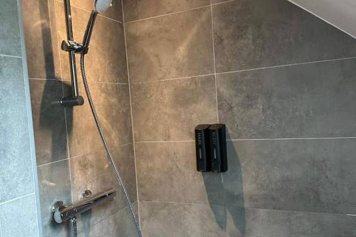 Apartamento entero, 75 m² renovated, balcony with a view of the Vosges, air conditioning, parking – Niederbronn-les-Bains in Niederbronn-les-Bains, Alsacia del Norte
