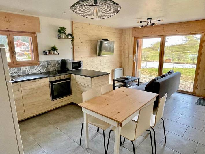 Chambre d’hôte pour 6 personnes, avec vue et jardin, animaux acceptés dans le Jura - 4