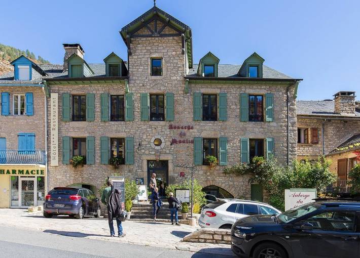 Hôtel pour 4 personnes, avec vue ainsi que jardin et terrasse